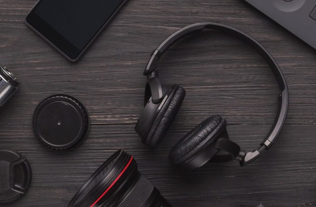 Revolutionary Modern Gadgets Under $100 That Make Life Easier Diverse Personal Equipment For Photographer 2023 11 27 04 52 50 Utc E1734923757158 1024x670